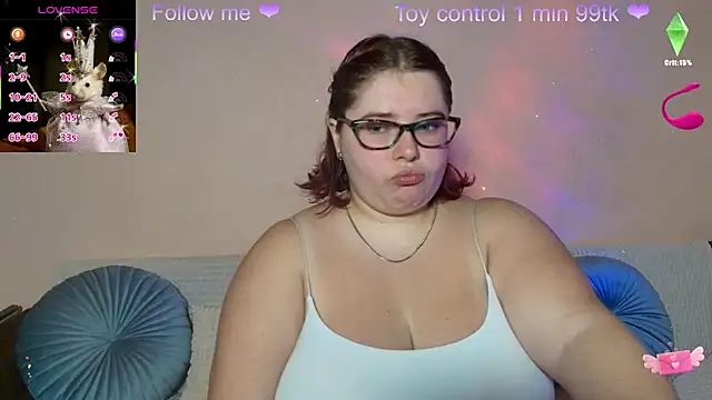 Lily lu one online show from September 16, 2025, 5:36 pm