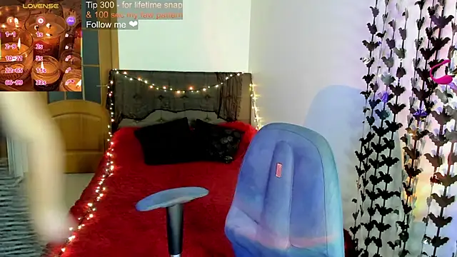 Lily lu one online show from October 8, 2025, 10:21 pm