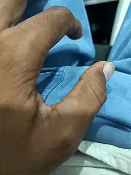 Snapshot of bbclip chatting on September 30, 2025, 9:48 am bbclip online show from September 30, 2025, 9:48 am