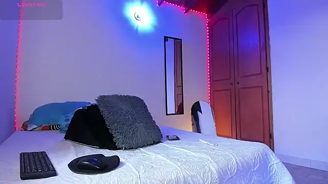 Snapshot of morenosiam chatting on October 26, 2025, 9:59 pm morenosiam online show from October 26, 2025, 9:59 pm