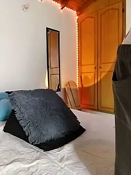 Snapshot of morenosiam chatting on January 11, 2026, 12:28 am morenosiam online show from January 11, 2026, 12:28 am