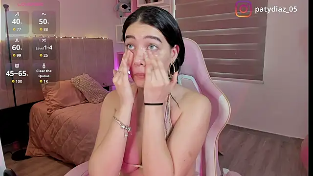 Snapshot of MiiaParker6972 chatting on February 26, 2026, 7:14 pm MiiaParker6972 online show from February 26, 2026, 7:14 pm