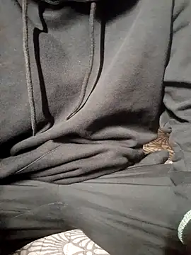 tajemniczy199 online show from October 19, 2025, 1:14 pm