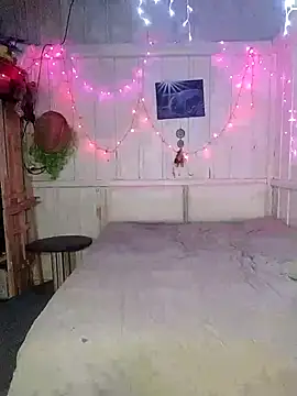 Fellyna online show from September 21, 2025, 4:45 pm