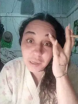 Fellyna online show from October 19, 2025, 3:48 pm