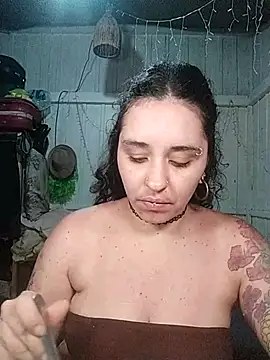 Fellyna online show from October 5, 2025, 9:38 pm