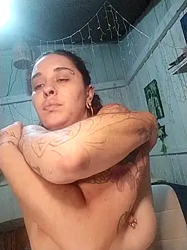 Fellyna online show from September 30, 2025, 7:53 pm