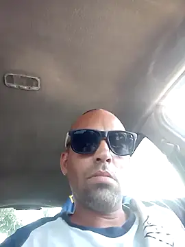 omeriz online show from November 16, 2025, 6:45 pm