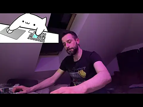 Snapshot of gryzoon chatting on April 9, 2026, 9:32 pm gryzoon online show from April 9, 2026, 9:32 pm