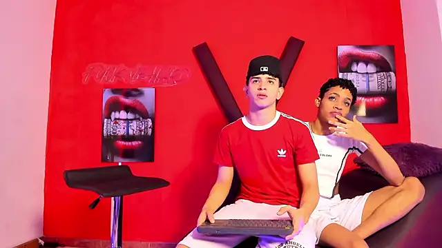 Snapshot of KING_OFF_BOYS chatting on March 8, 2026, 1:03 pm KING OFF BOYS online show from March 8, 2026, 1:03 pm