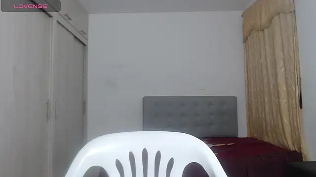 Snapshot of Anthonela_Queen chatting on October 4, 2025, 12:12 am Anthonela Queen online show from October 4, 2025, 12:12 am