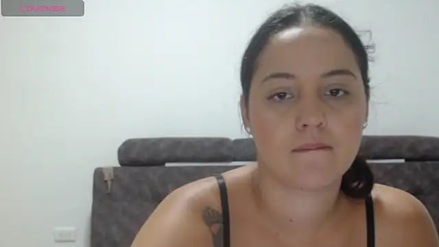 Anthonela Queen online show from February 16, 2026, 11:57 pm