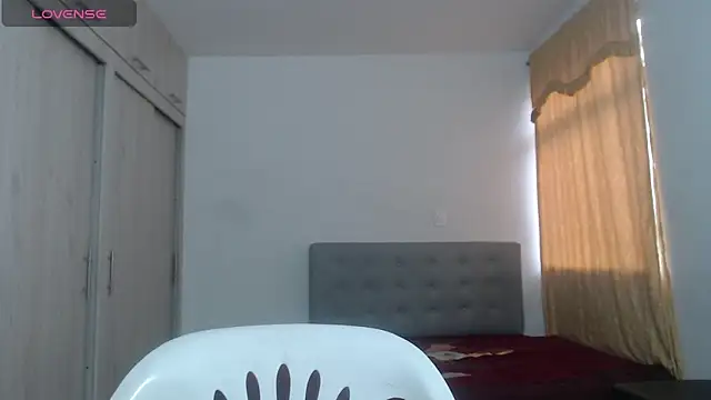 Snapshot of Anthonela_Queen chatting on September 17, 2025, 10:01 pm Anthonela Queen online show from September 17, 2025, 10:01 pm