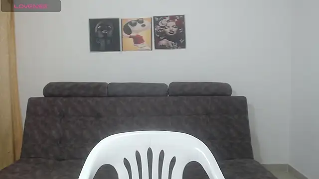 Snapshot of Anthonela_Queen chatting on March 18, 2025, 3:44 pm Anthonela Queen online show from March 18, 2025, 3:44 pm