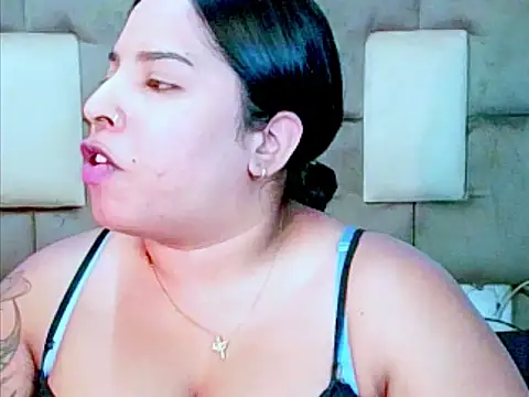 indiantopaz694u online show from October 16, 2025, 5:59 am