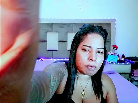 indiantopaz694u online show from May 27, 2026, 4:31 am