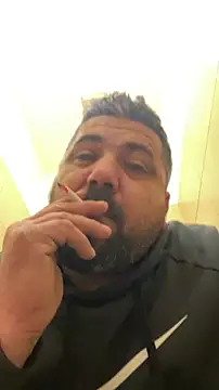 Snapshot of Alexander18edd chatting on February 18, 2026, 8:55 am Alexander18edd online show from February 18, 2026, 8:55 am