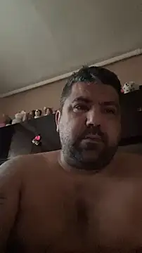 Snapshot of Alexander18edd chatting on December 18, 2025, 7:24 am Alexander18edd online show from December 18, 2025, 7:24 am