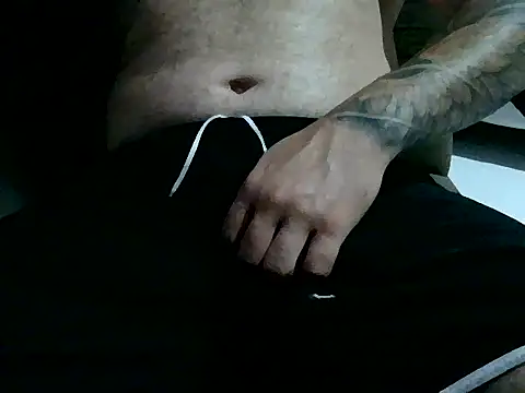 Snapshot of Sky85 chatting on September 22, 2025, 12:44 pm Sky85 online show from September 22, 2025, 12:44 pm