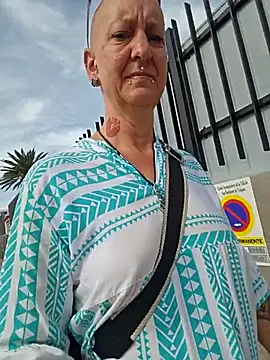 Emma Milf25 online show from November 26, 2025, 12:49 pm