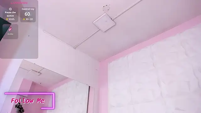 Valeriagomez  online show from October 26, 2025, 12:05 pm