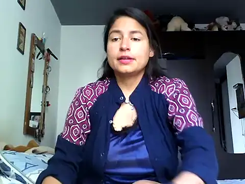 Snapshot of Escarcha-blue chatting on March 7, 2025, 4:00 pm Escarcha-blue online show from March 7, 2025, 4:00 pm