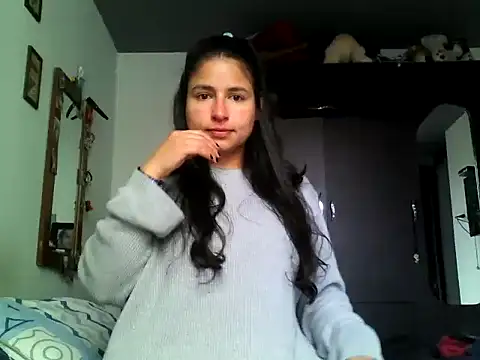 Snapshot of Escarcha-blue chatting on March 7, 2025, 12:56 pm Escarcha-blue online show from March 7, 2025, 12:56 pm