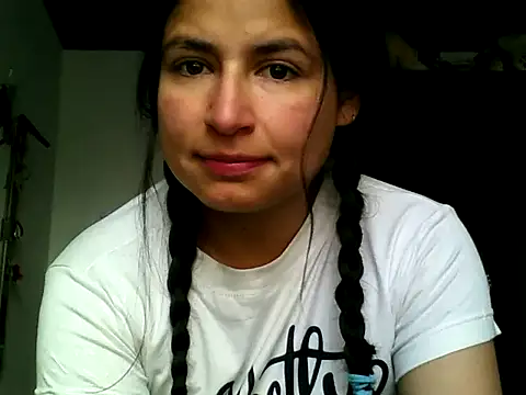 Snapshot of Escarcha-blue chatting on March 11, 2025, 1:01 pm Escarcha-blue online show from March 11, 2025, 1:01 pm