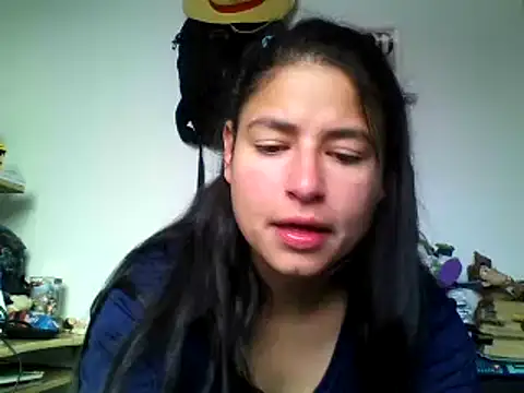 Snapshot of Escarcha-blue chatting on March 2, 2025, 12:58 pm Escarcha-blue online show from March 2, 2025, 12:58 pm