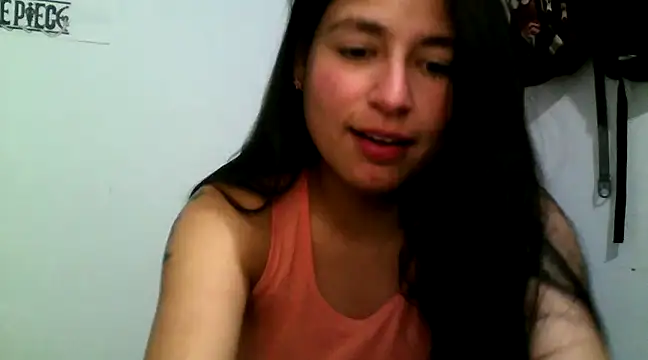 Snapshot of Escarcha-blue chatting on March 22, 2025, 4:24 am Escarcha-blue online show from March 22, 2025, 4:24 am