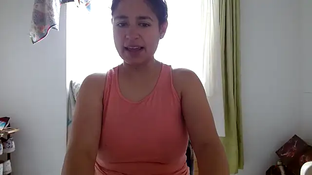 Snapshot of Escarcha-blue chatting on September 14, 2025, 3:34 pm Escarcha-blue online show from September 14, 2025, 3:34 pm