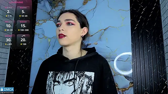 Snapshot of MaeveKuro chatting on February 12, 2026, 3:17 am MaeveKuro online show from February 12, 2026, 3:17 am