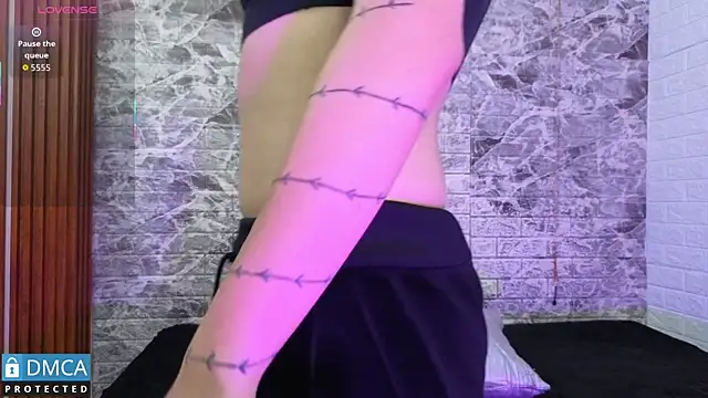 MaeveKuro online show from October 3, 2025, 3:20 am