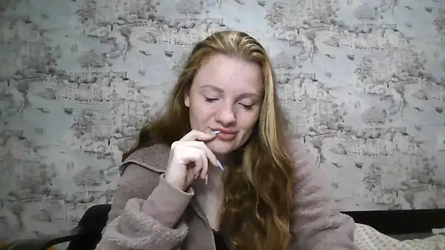 Eveline May online show from October 22, 2025, 3:33 pm