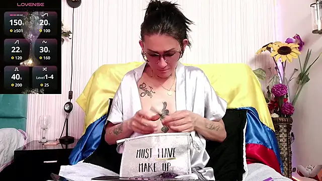 anastaciafire25 online show from November 19, 2025, 7:14 pm