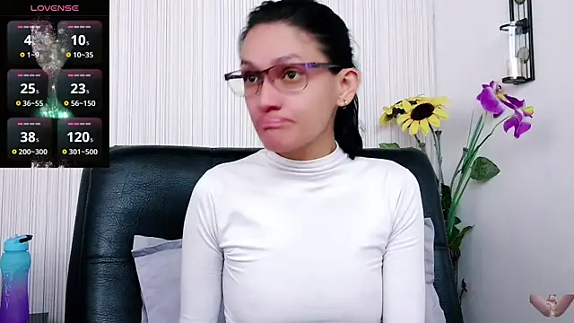 anastaciafire25 online show from March 11, 2025, 6:19 pm