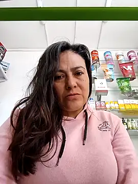 roxanasexy2025 online show from February 7, 2026, 2:25 pm