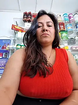 Snapshot of roxanasexy2025 chatting on April 9, 2026, 3:07 pm roxanasexy2025 online show from April 9, 2026, 3:07 pm