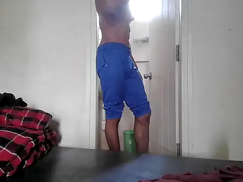 fitbuddy1 online show from May 4, 2026, 7:44 am