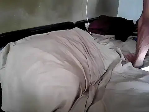 Snapshot of fitbuddy1 chatting on February 15, 2026, 7:51 am fitbuddy1 online show from February 15, 2026, 7:51 am