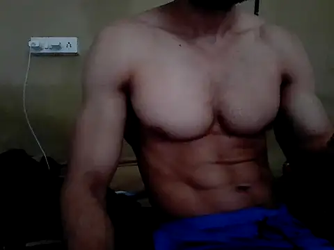 Snapshot of fitbuddy1 chatting on February 7, 2026, 5:04 am fitbuddy1 online show from February 7, 2026, 5:04 am