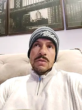 juniortche1313 online show from October 8, 2025, 12:56 am