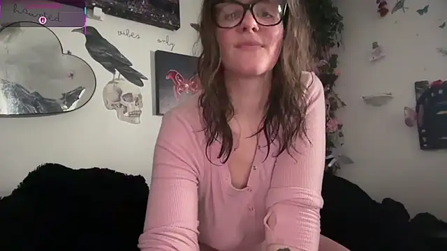 Snapshot of mothh1 chatting on March 20, 2026, 3:02 pm mothh1 online show from March 20, 2026, 3:02 pm