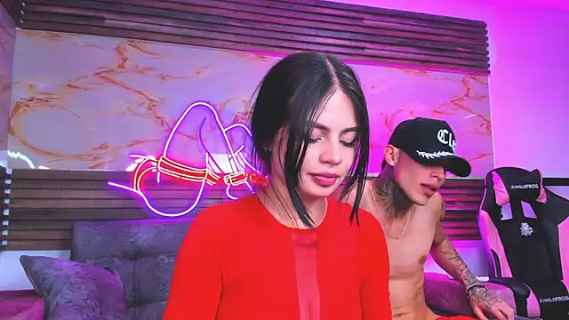 Cloe roouse online show from May 26, 2026, 1:37 am