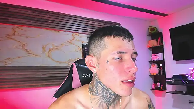 Cloe roouse online show from March 15, 2026, 1:29 pm