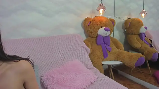 Snapshot of zephyra-angels chatting on October 13, 2025, 4:03 am zephyra-angels online show from October 13, 2025, 4:03 am