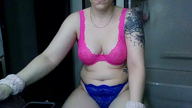 Snapshot of mrstoxox4594 chatting on September 27, 2025, 9:15 am mrstoxox4594 online show from September 27, 2025, 9:15 am