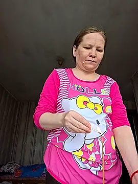 -Kathrine kit- online show from November 9, 2025, 8:40 am