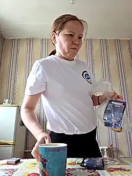 -Kathrine kit- online show from October 22, 2025, 8:47 am