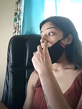 Snapshot of CRAZY__BITE chatting on October 16, 2025, 10:56 am CRAZY BITE online show from October 16, 2025, 10:56 am